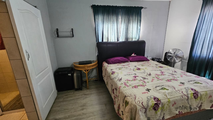 6 Bedroom Property for Sale in Parkers Dam Western Cape